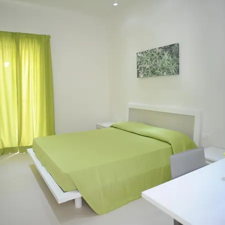 Isola Farm stay *